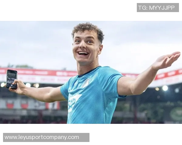 德天空报道拜仁对霍村前锋阿斯拉尼兴趣加深球员预计明夏离队