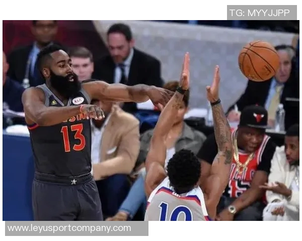 快船奋战无小卡需降低失误才能赢得比赛胜利